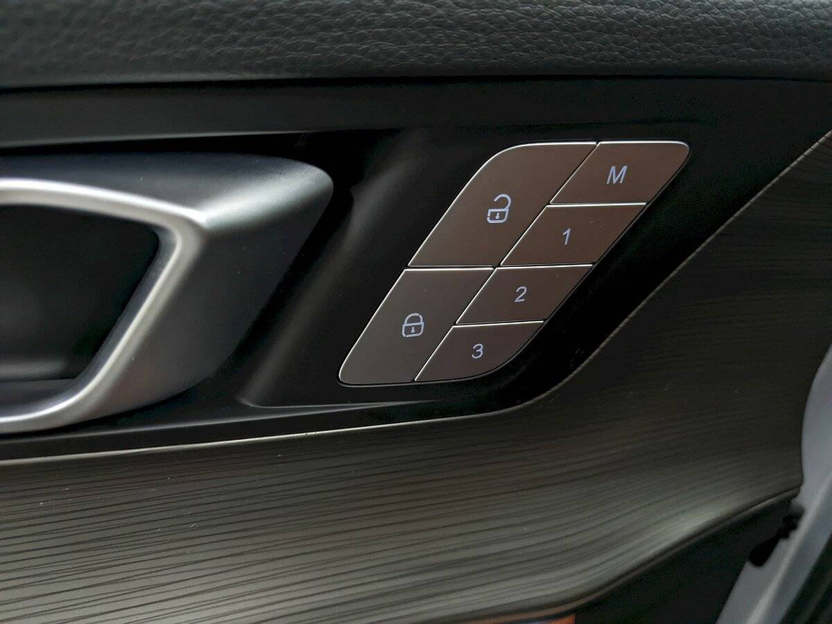 Chery Tiggo 8 Pro e+, 2023 Фото №13