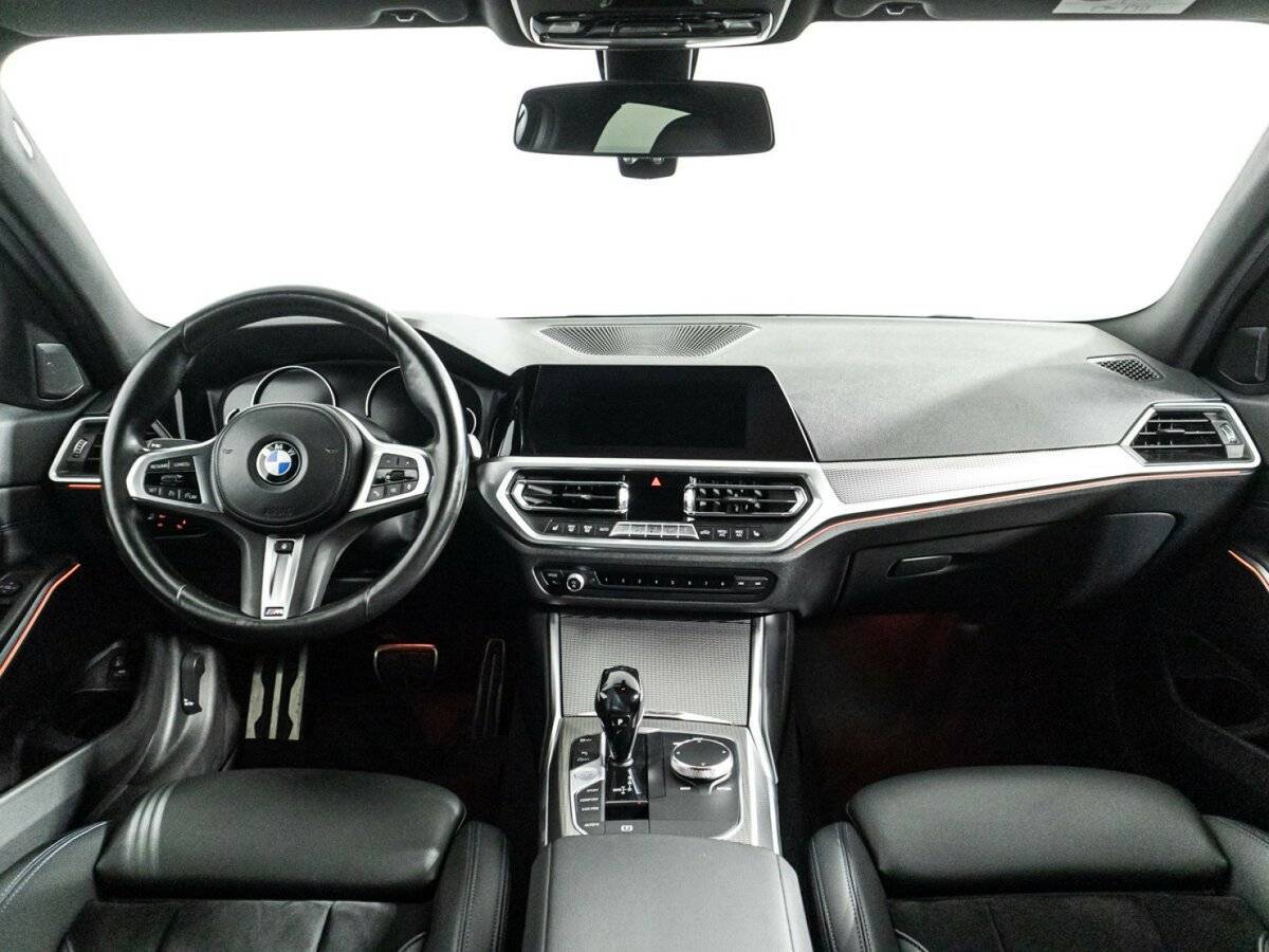 BMW 3 серии 320i xDrive, 2020 Фото №13