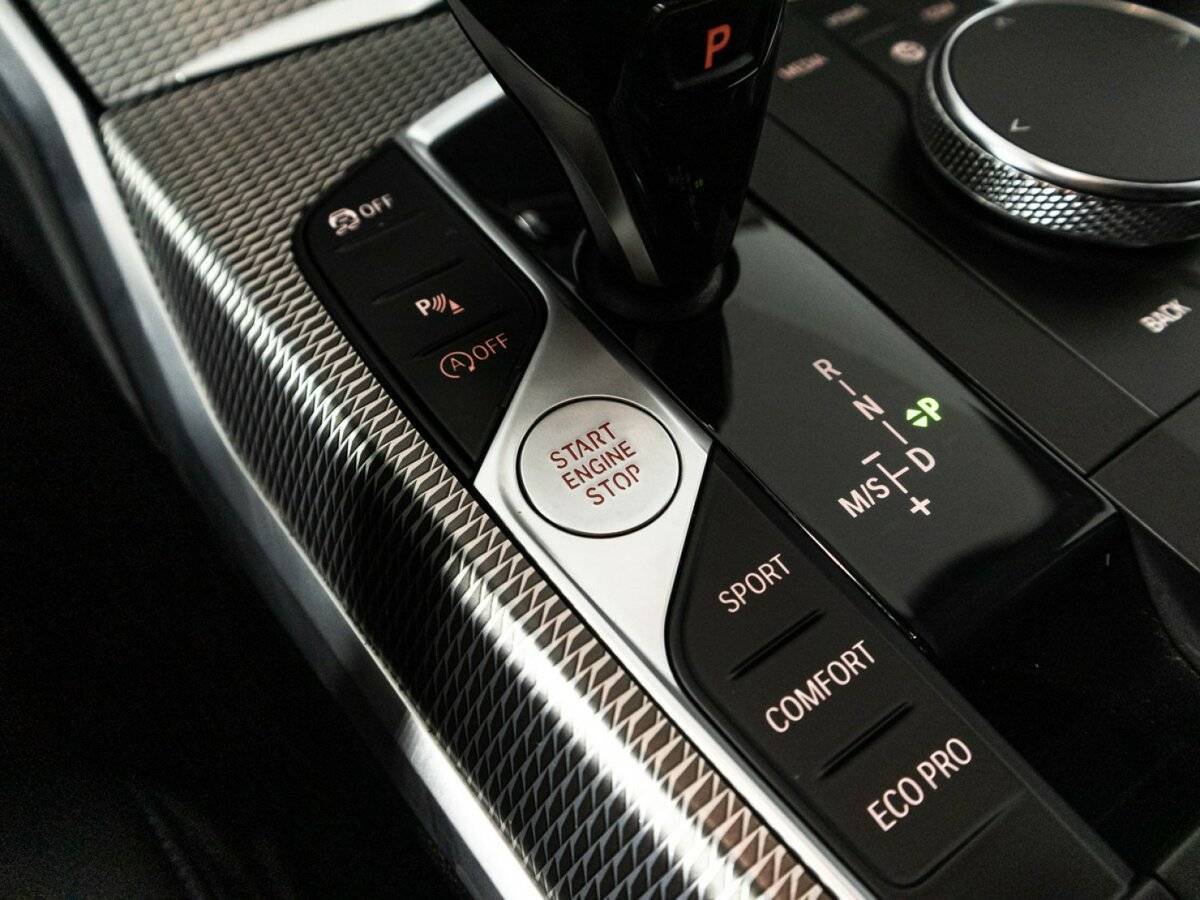 BMW 3 серии 320i xDrive, 2020 Фото №20