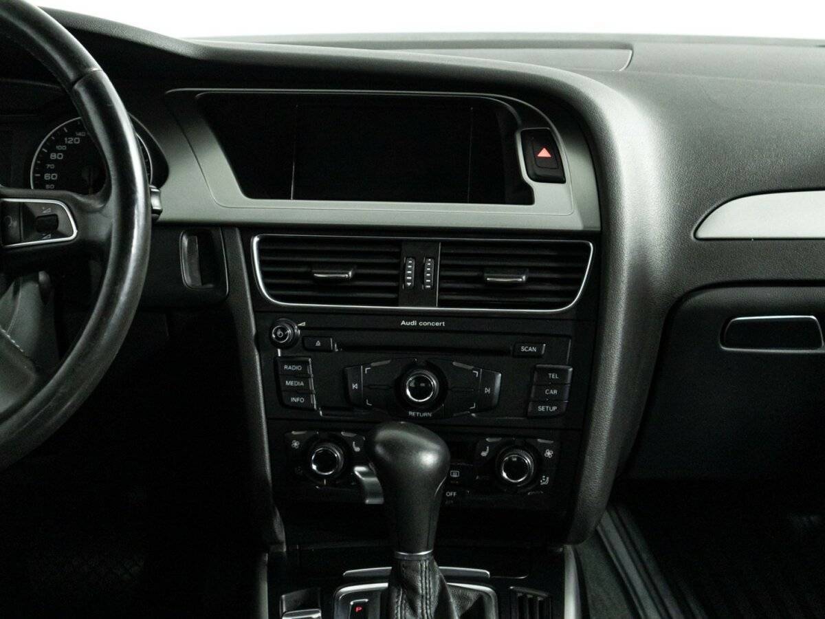 Audi A4, 2011 Фото №14
