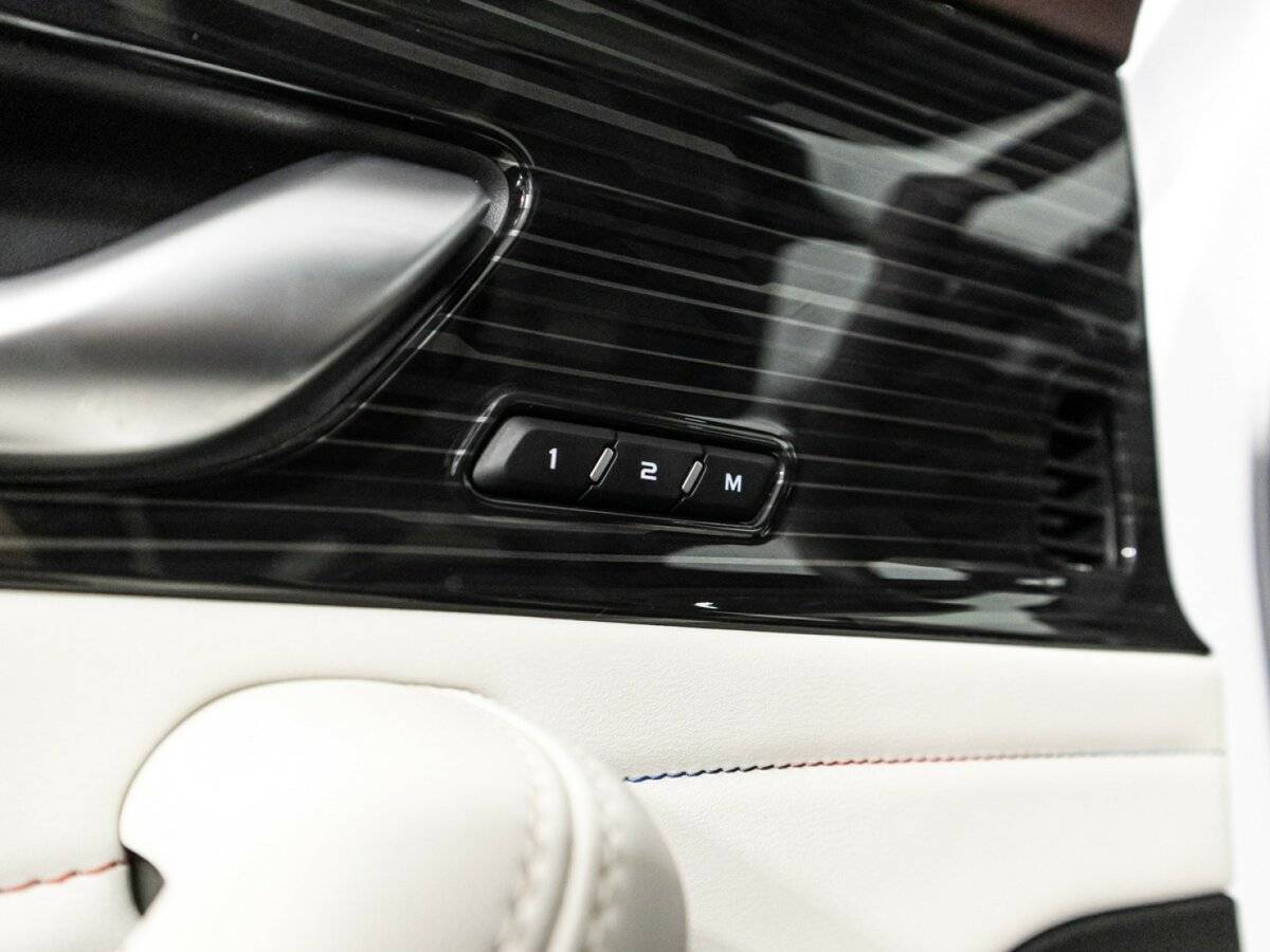 Geely Monjaro, 2023 Фото №19