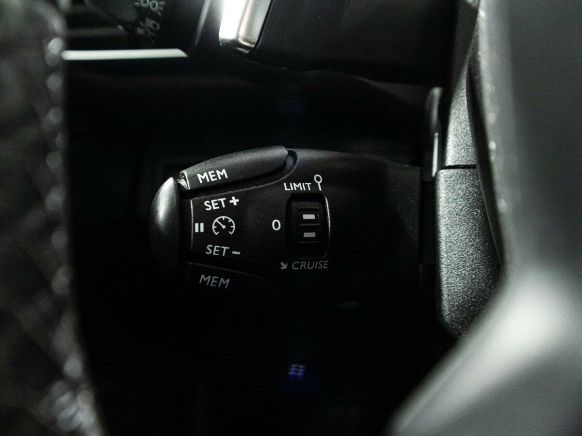 Peugeot 3008, 2017 Фото №22