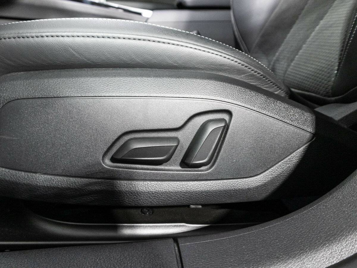 Audi A4 40 TFSI, 2020 Фото №16