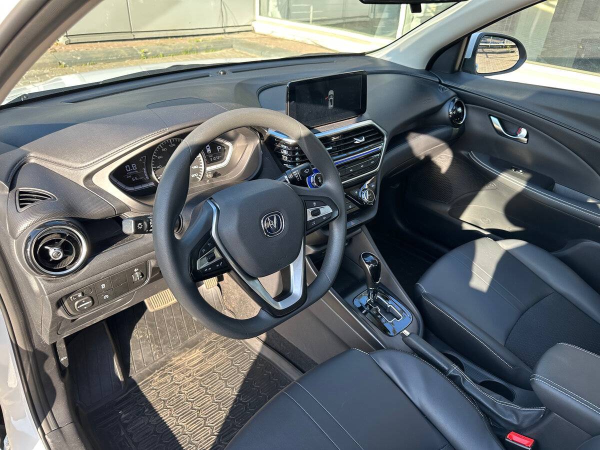 Changan Alsvin, 2023 Фото №13