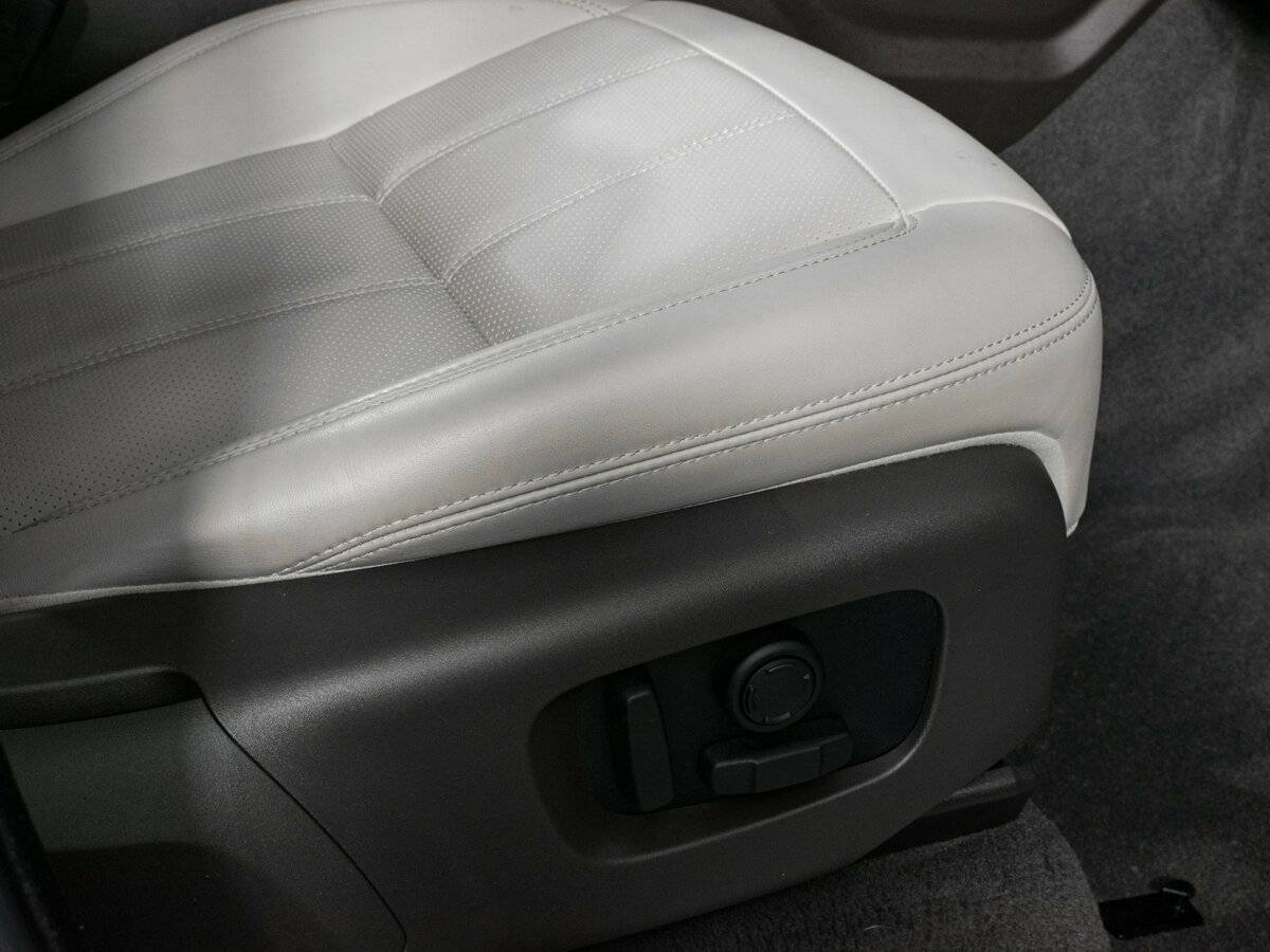 Land Rover Range Rover Sport, 2018 Фото №17