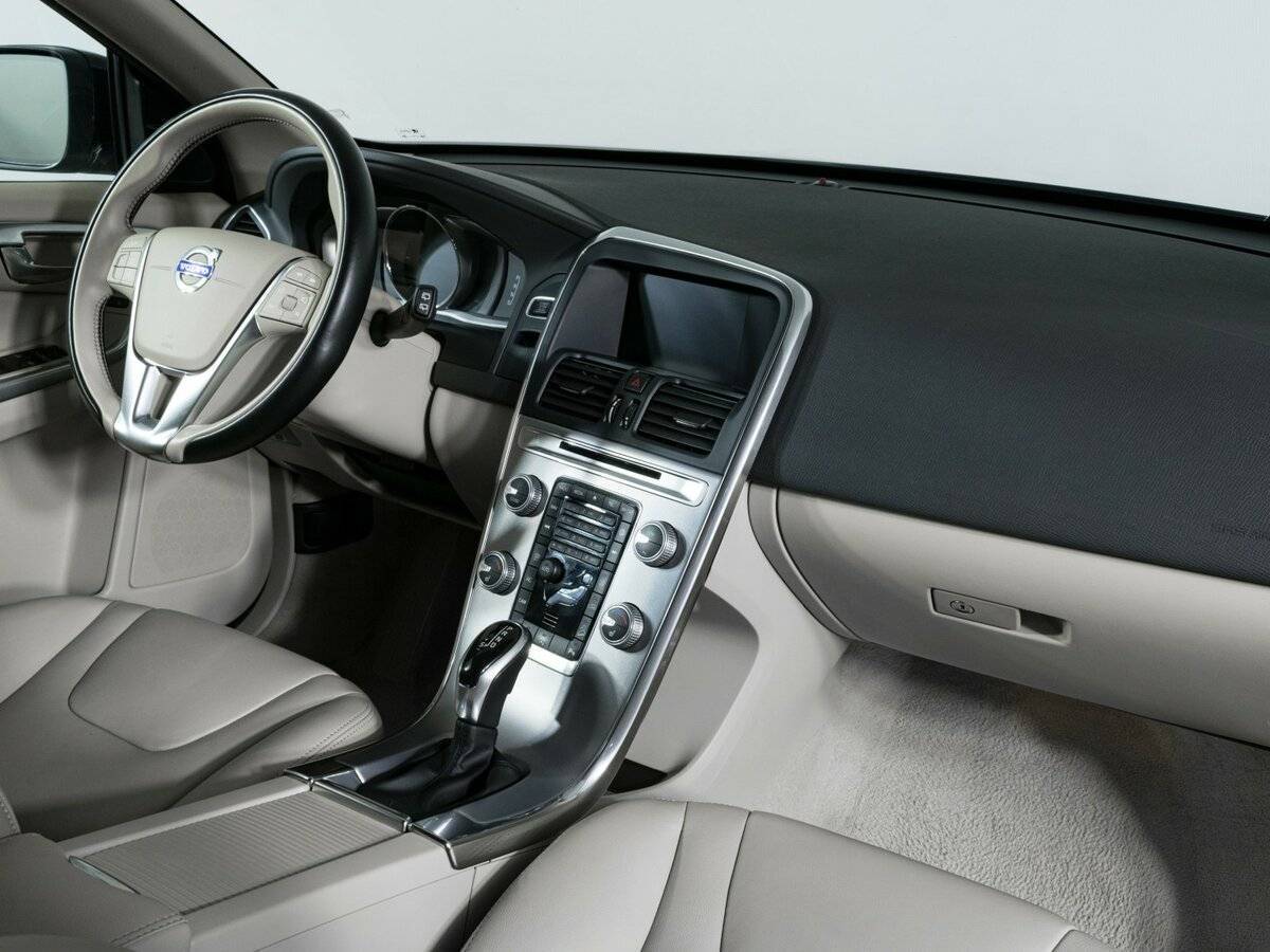 Volvo XC60, 2016 Фото №11