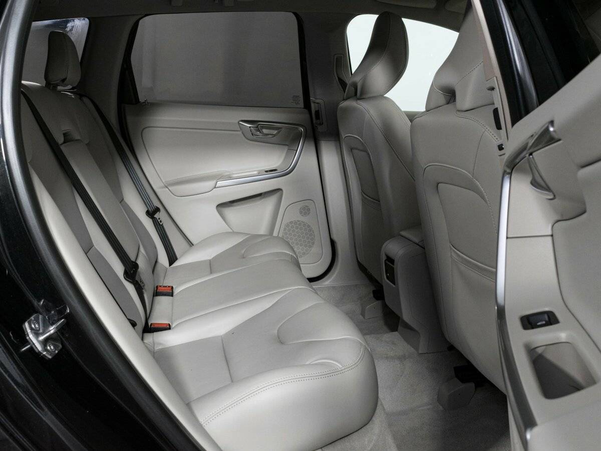 Volvo XC60, 2016 Фото №13