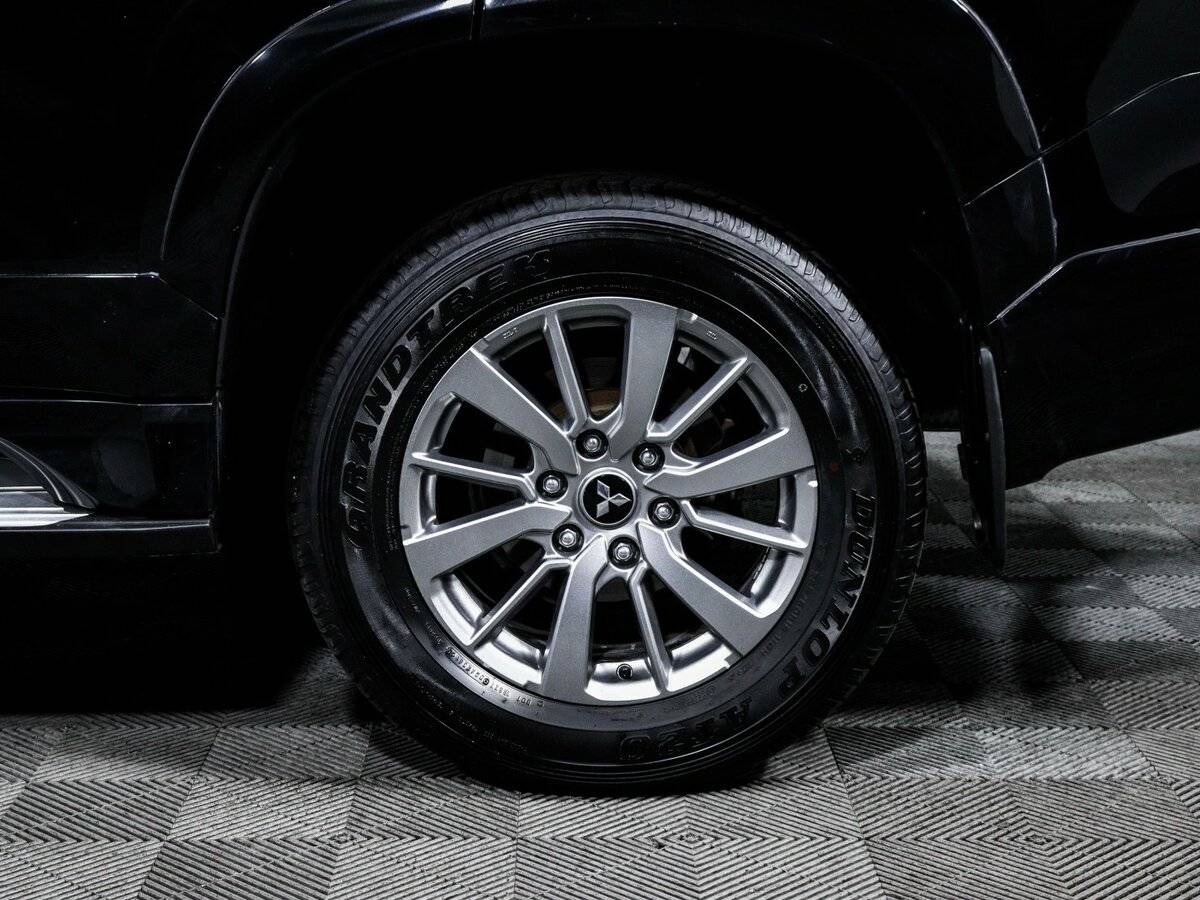 Mitsubishi Pajero Sport, 2020 Фото №13