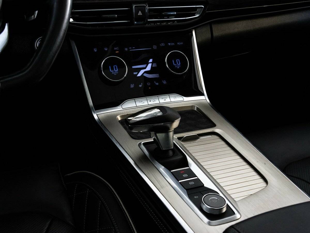 Exeed VX, 2022 Фото №14