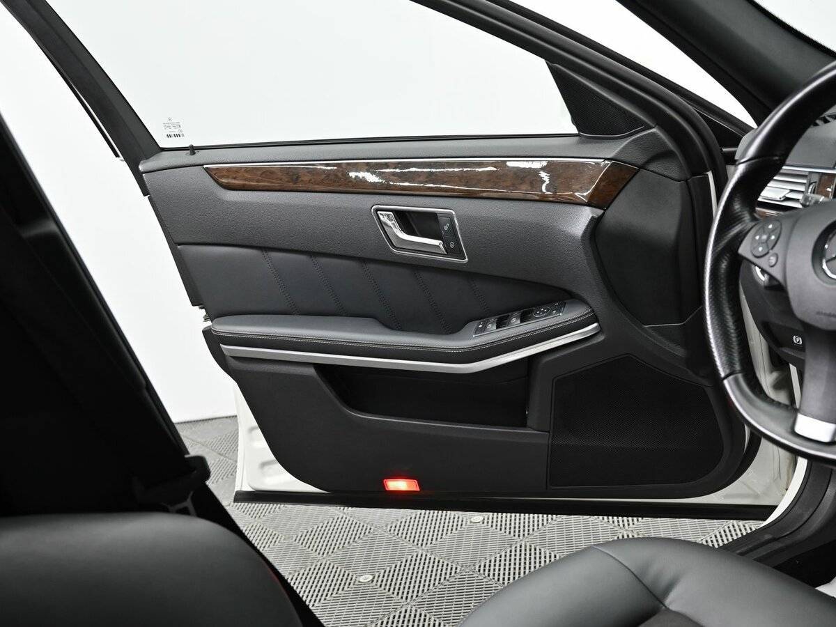 Mercedes-Benz E-Класс 200 7G-Tronic, 2011 - 159 000 км. | Фото №6