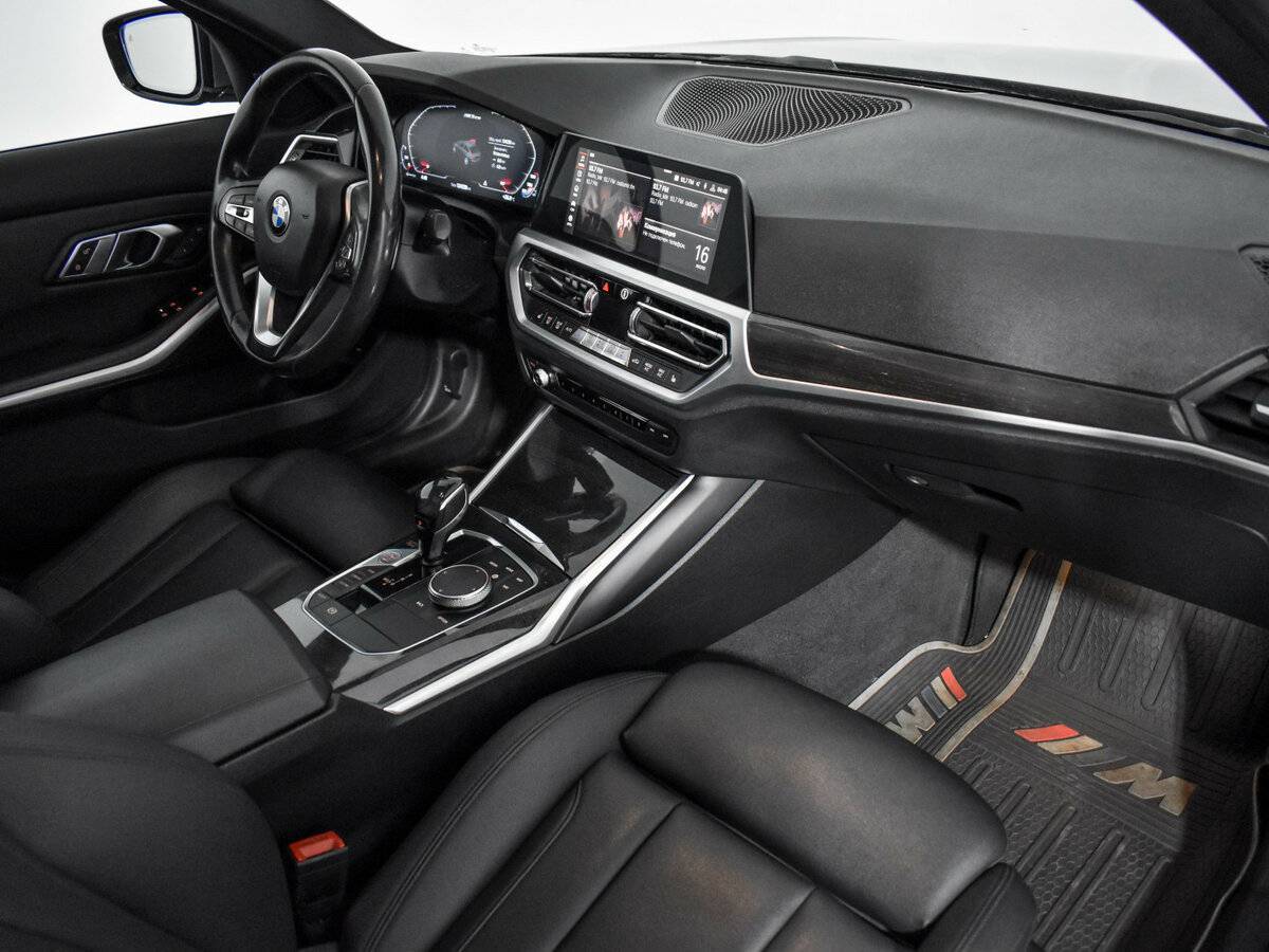 BMW 3 серии 330i, 2019 Фото №13