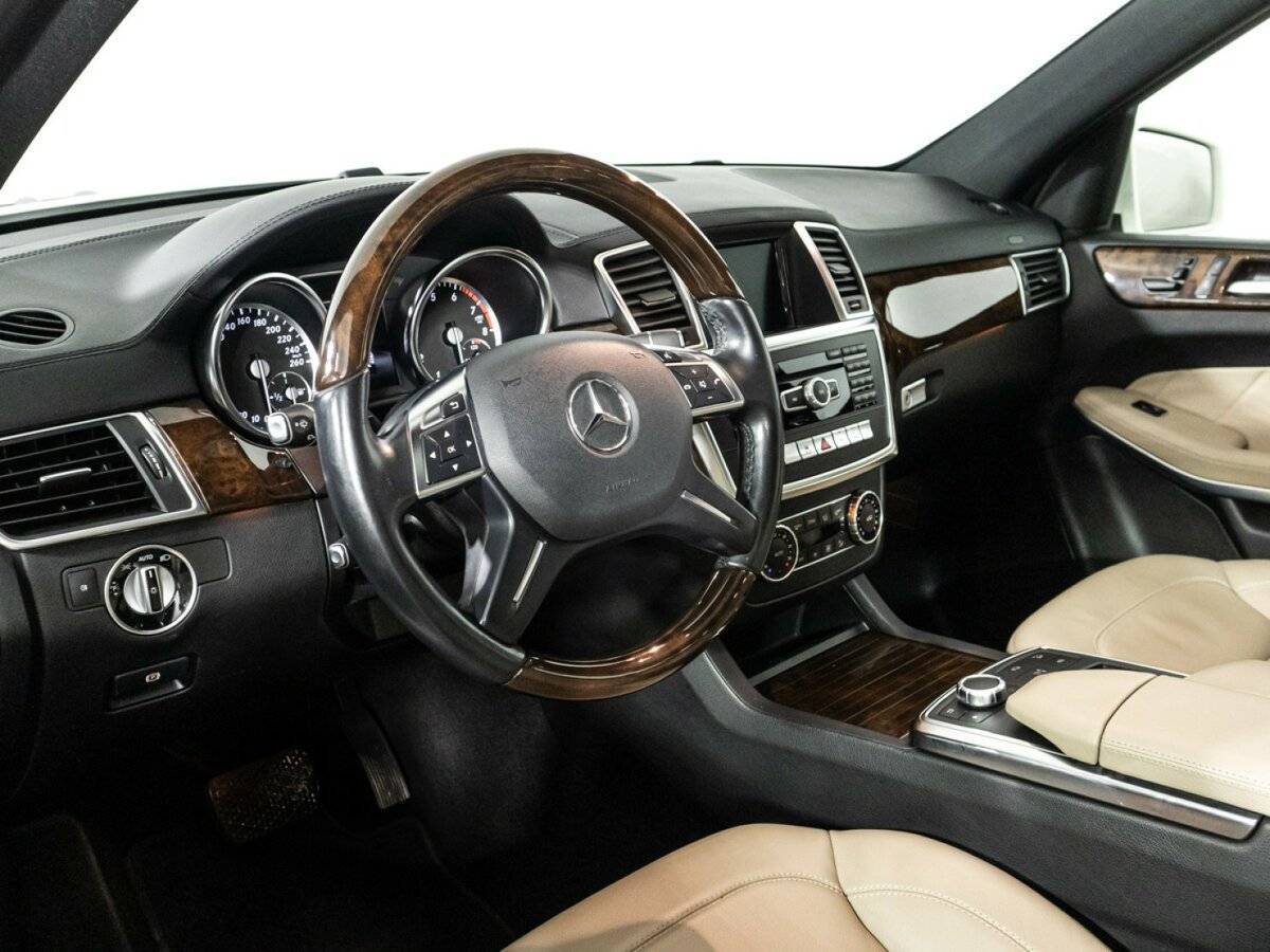 Mercedes-Benz GL-Класс 400, 2014 Фото №11