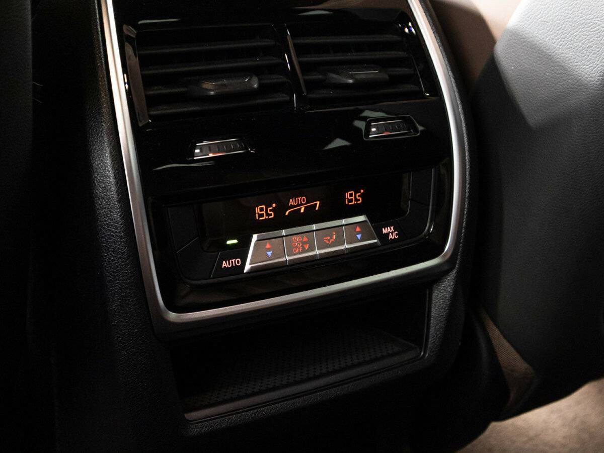 BMW X6 30d, 2020 Фото №16