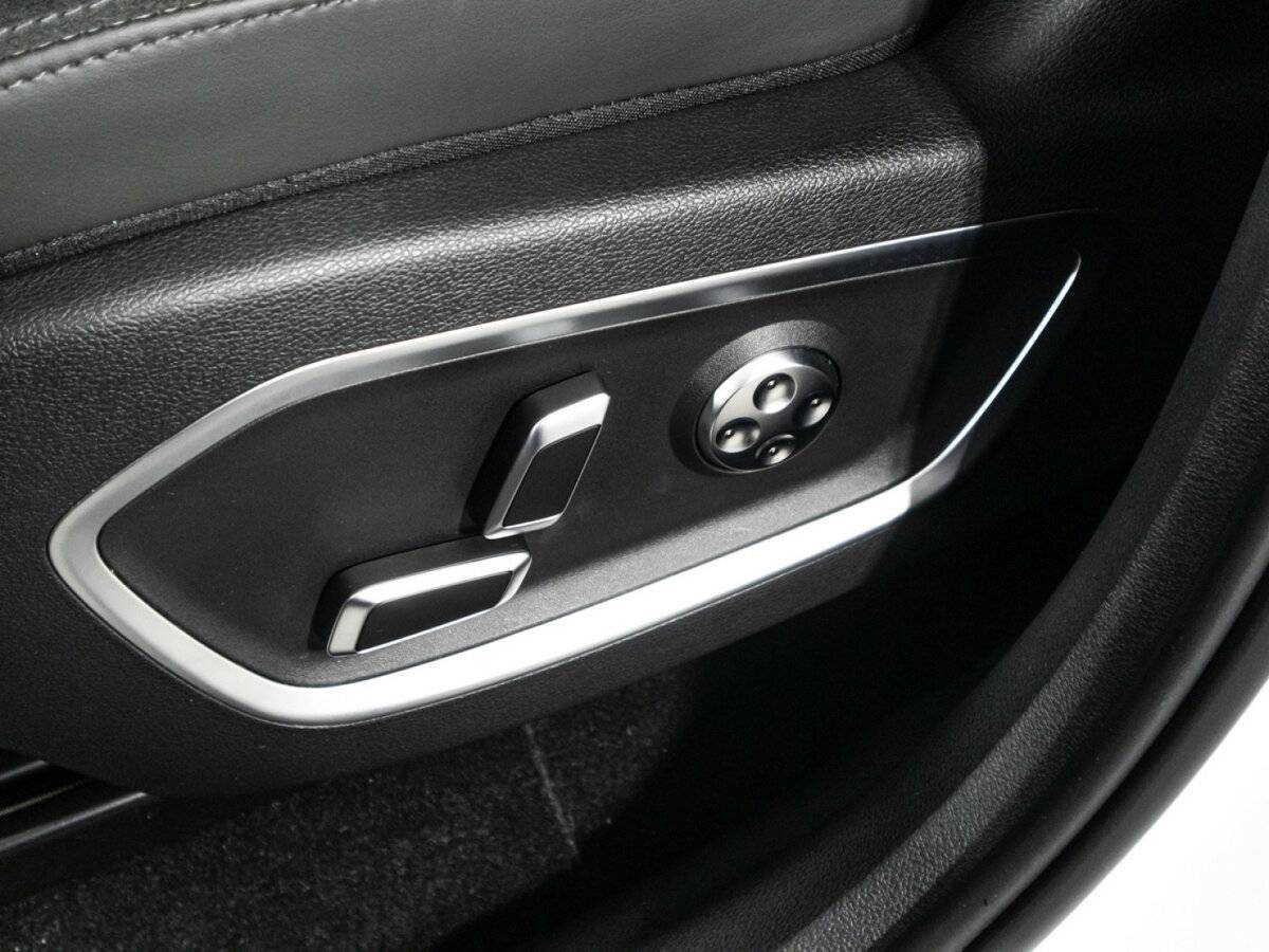 Geely Tugella, 2024 Фото №19