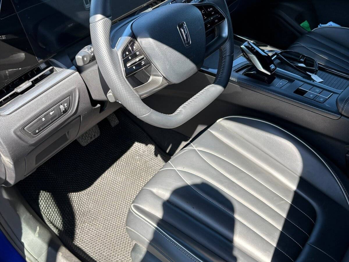 FAW Bestune T55, 2023 Фото №9