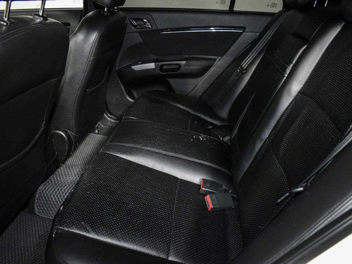 Geely Emgrand EC7, 2013 Фото №11