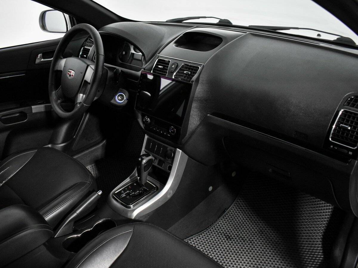 Geely Emgrand EC7, 2013 Фото №12