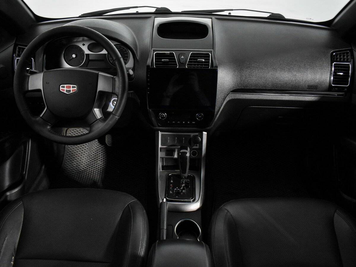 Geely Emgrand EC7, 2013 Фото №13