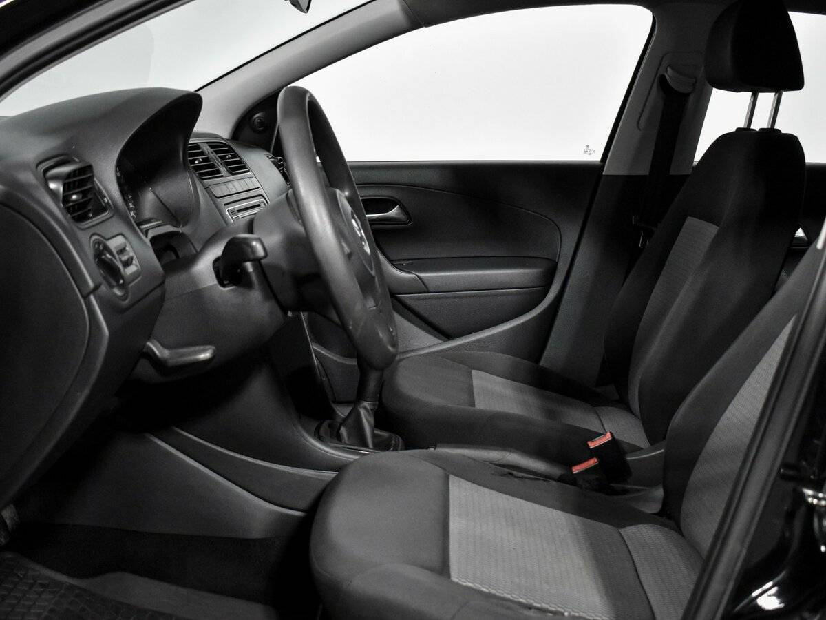 Volkswagen Polo, 2010 Фото №10