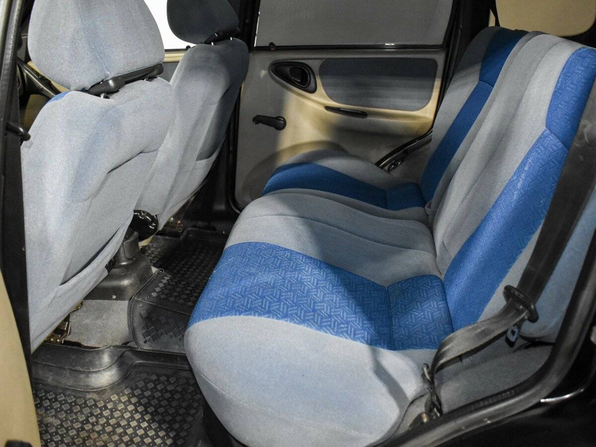 Chevrolet Niva, 2005 Фото №11