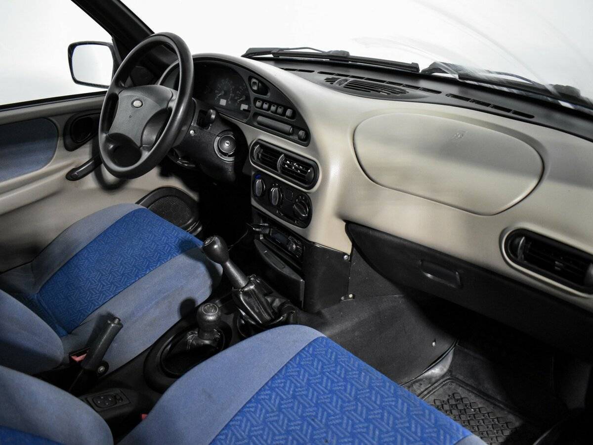 Chevrolet Niva, 2005 Фото №13