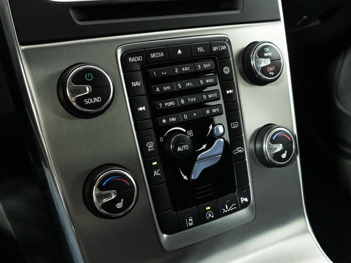 Volvo V60 Cross Country, 2018 Фото №18