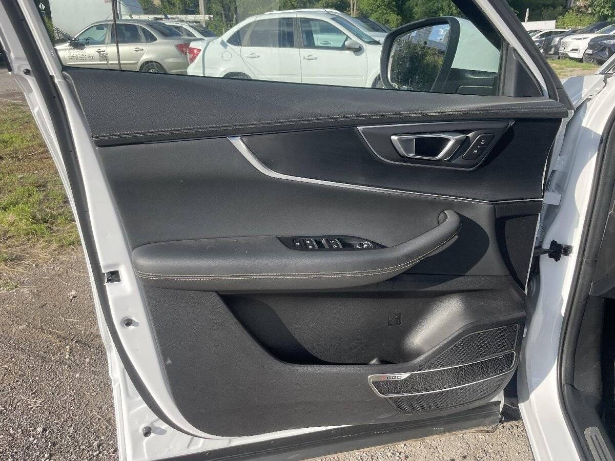 Chery Tiggo 8, 2023 Фото №9