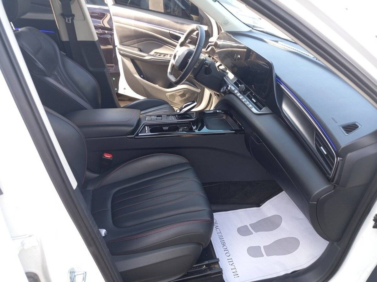 FAW Bestune T55, 2023 - 41 743 км. | Фото №6