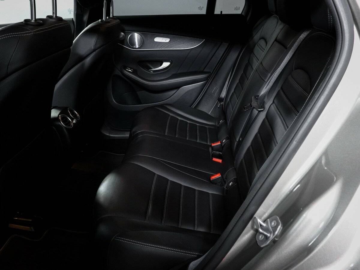 Mercedes-Benz GLC Coupe 300, 2019 Фото №10