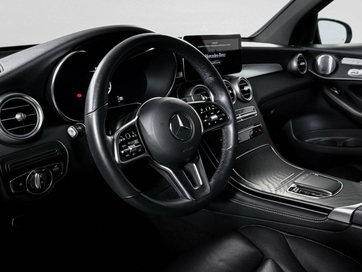 Mercedes-Benz GLC Coupe 300, 2019 Фото №14