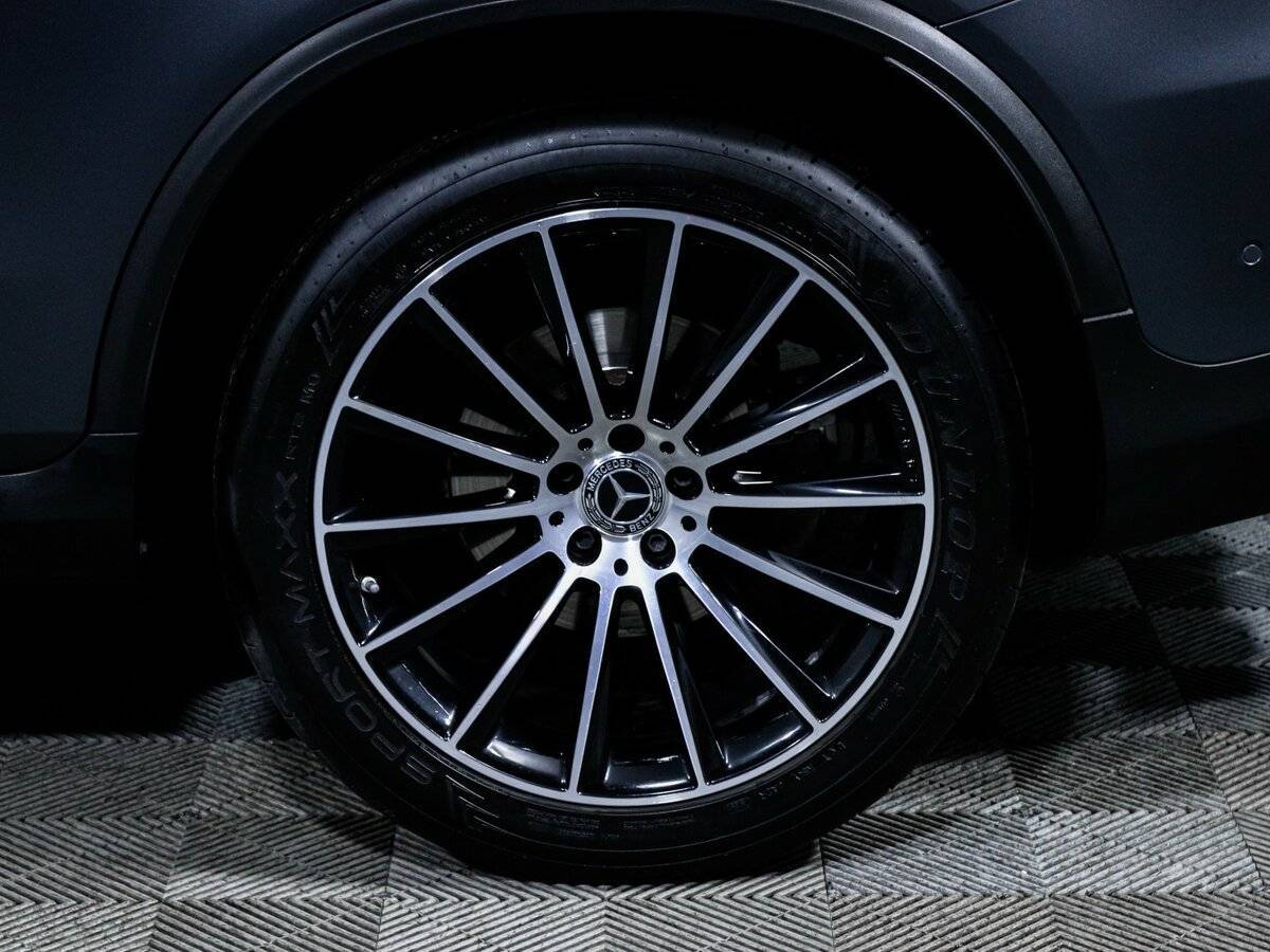 Mercedes-Benz GLC Coupe 300, 2019 Фото №15