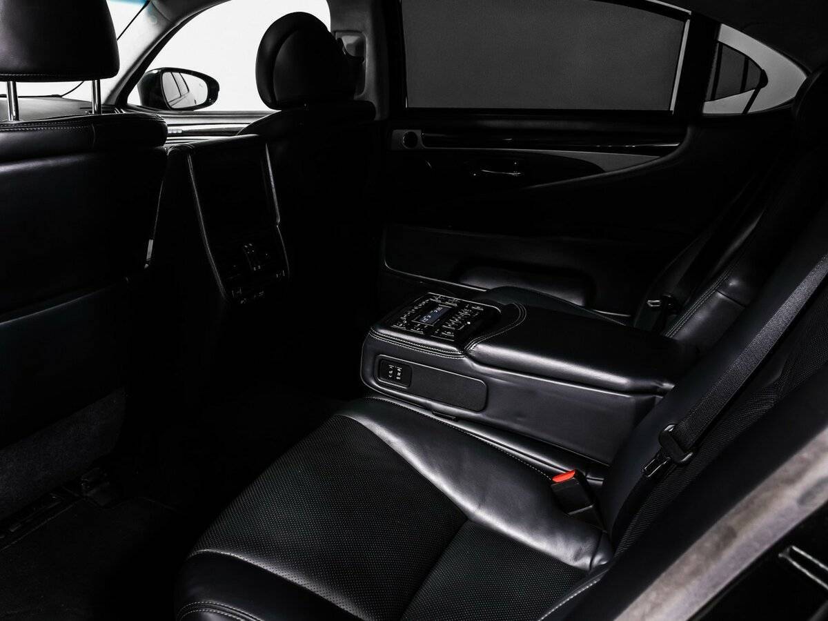 Lexus LS 460, 2012 Фото №13