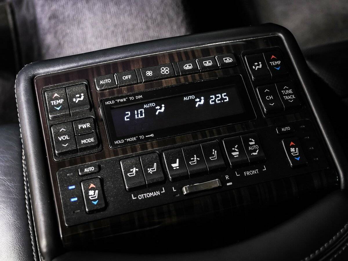 Lexus LS 460, 2012 Фото №18