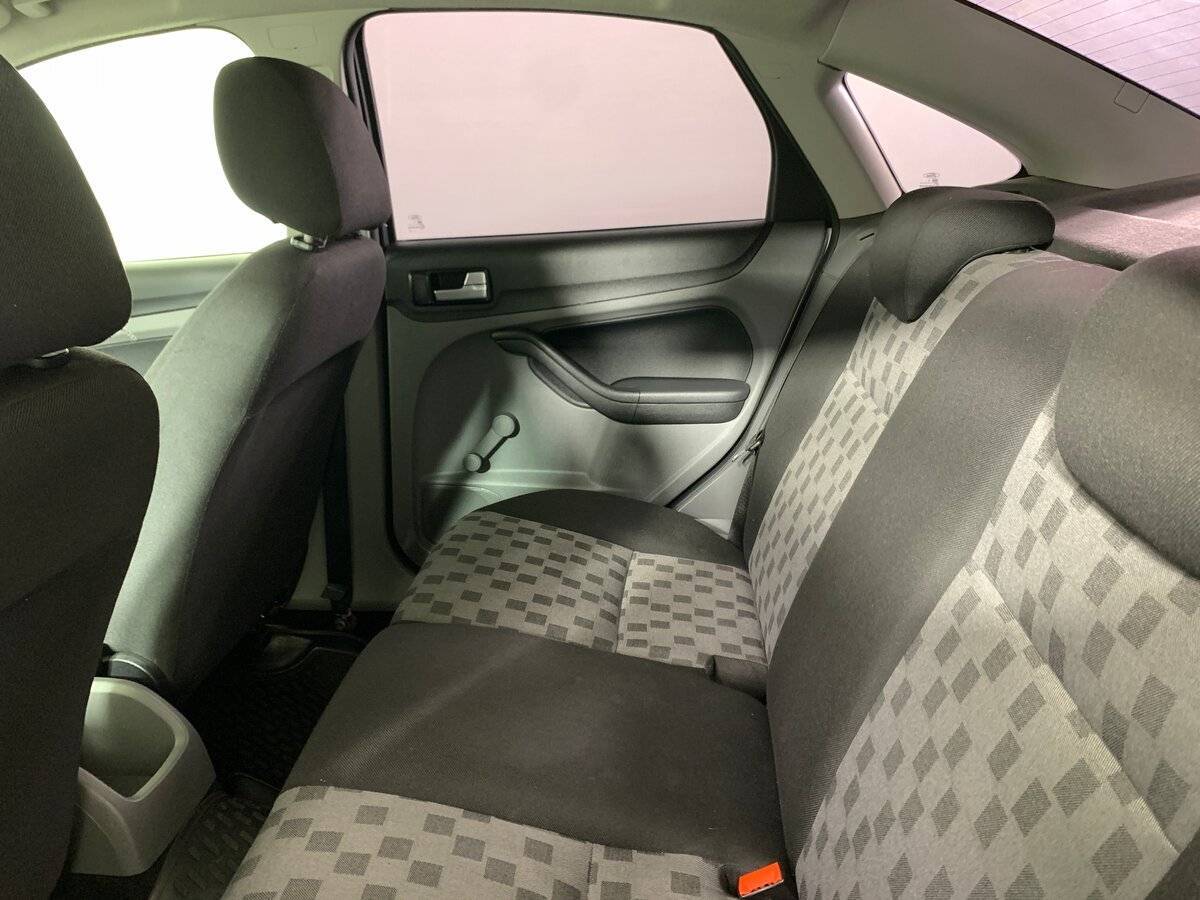 Ford Focus, 2009 Фото №15