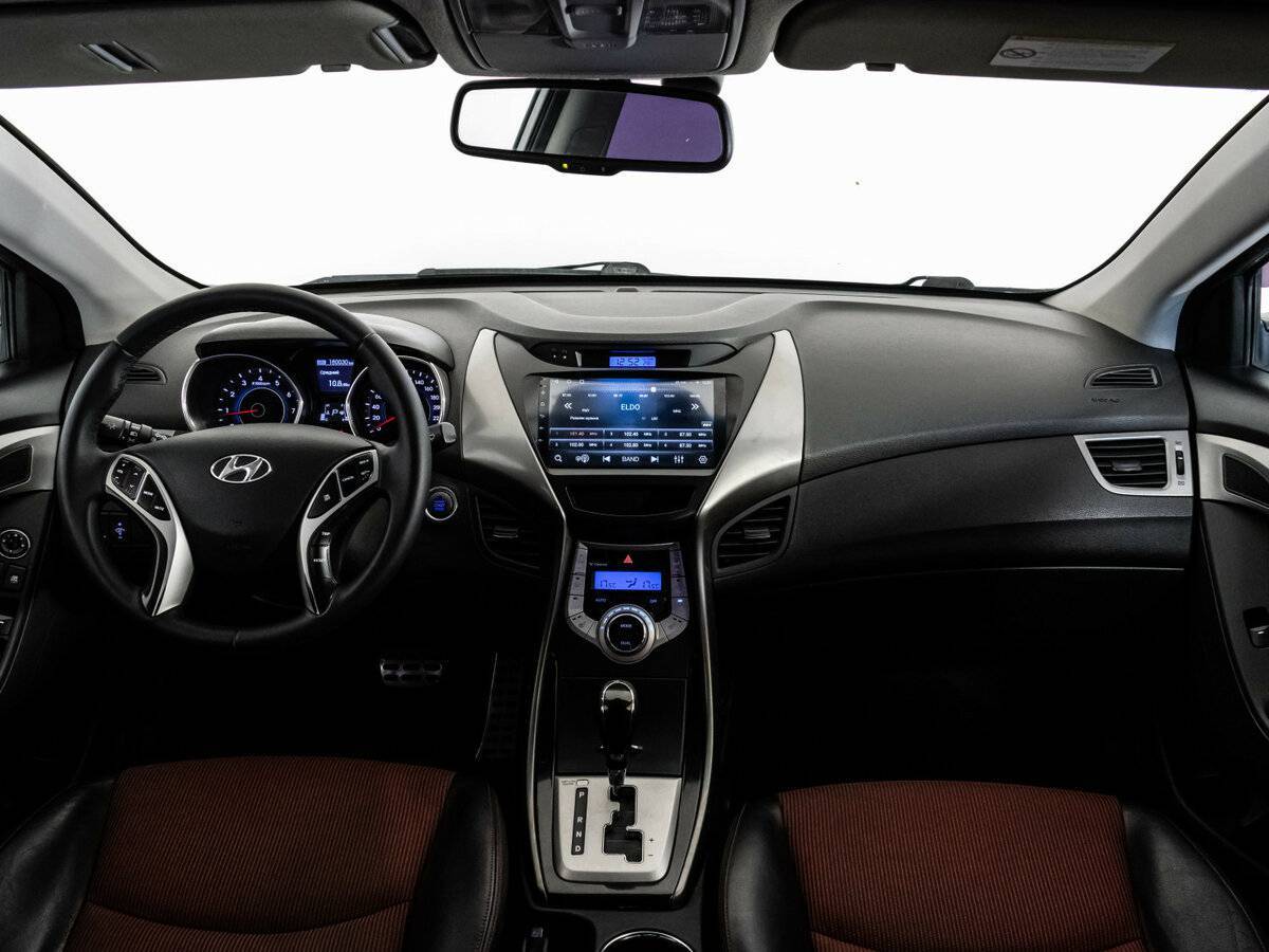 Hyundai Elantra, 2011 - 170 000 км. | Фото №8