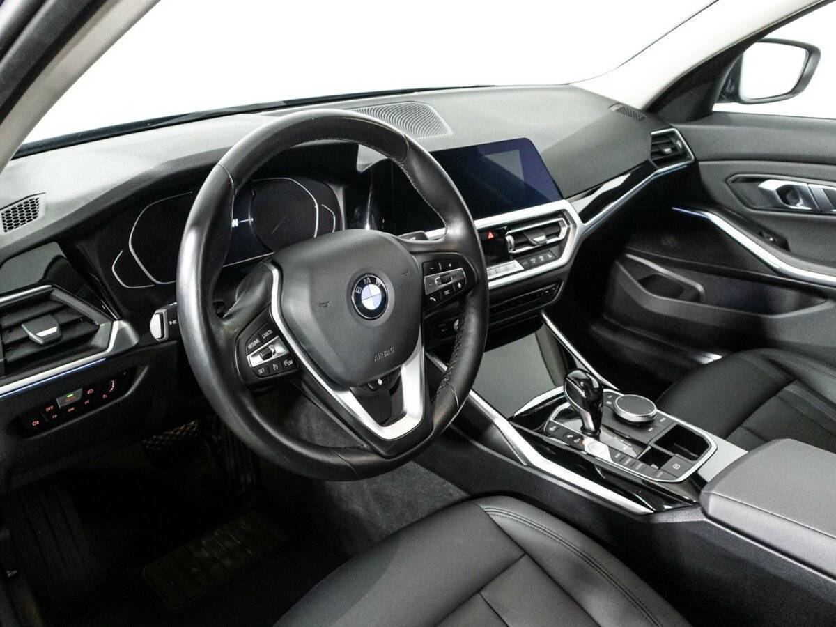 BMW 3 серии 318i, 2020 Фото №11