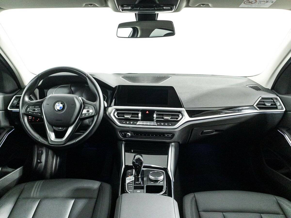 BMW 3 серии 318i, 2020 Фото №13