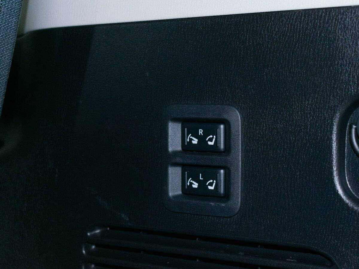 Infiniti QX56, 2012 Фото №11