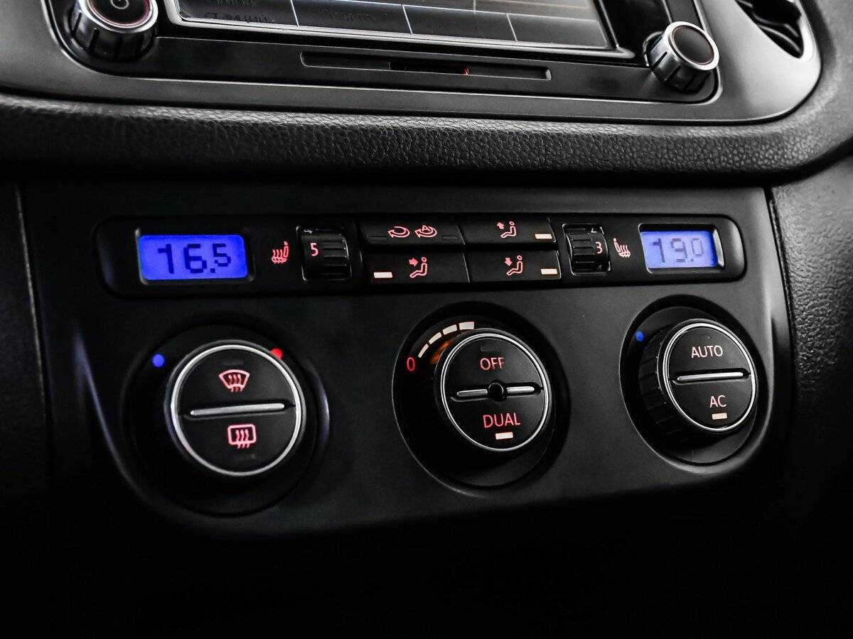 Volkswagen Tiguan, 2009 Фото №15