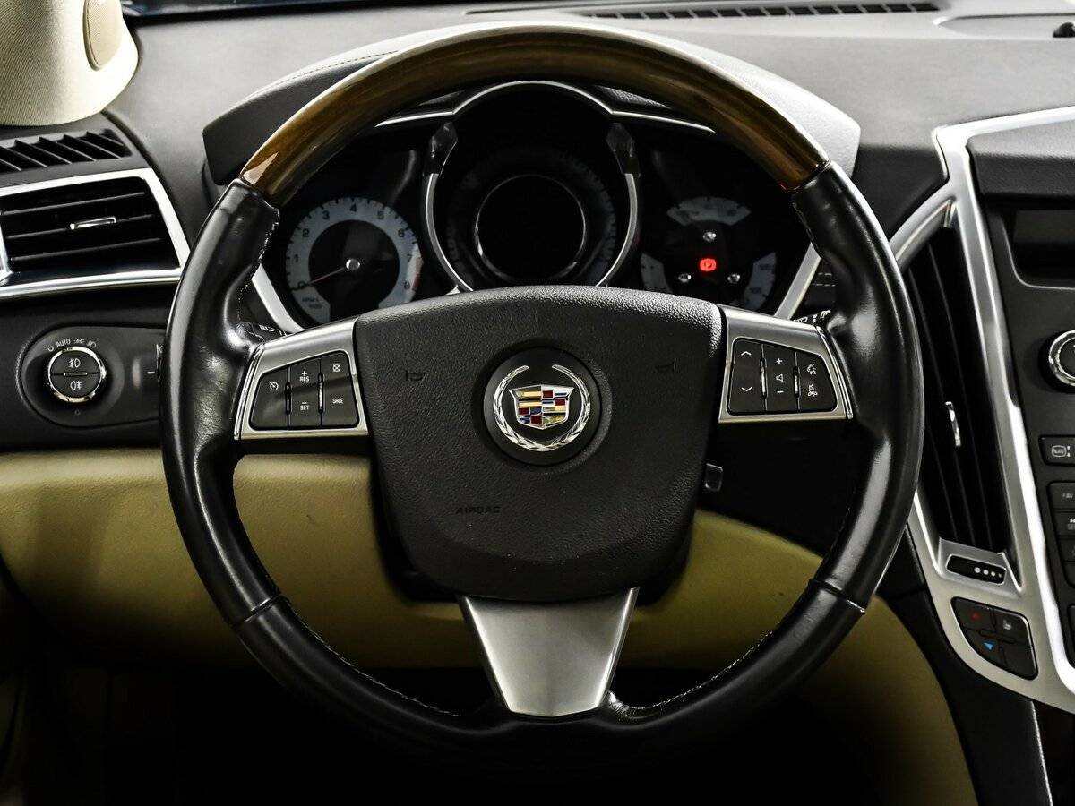 Cadillac SRX, 2011 Фото №12