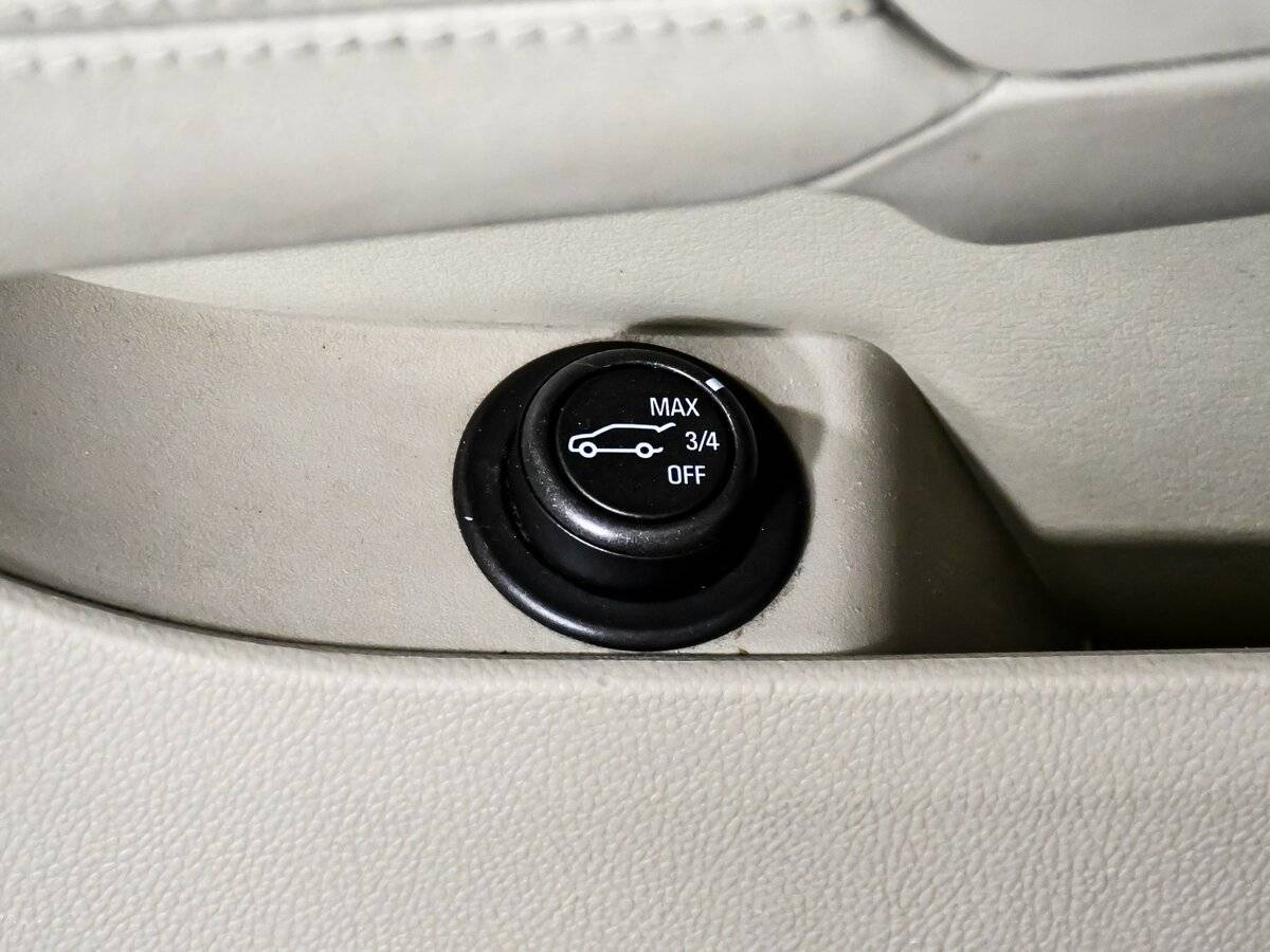 Cadillac SRX, 2011 Фото №21