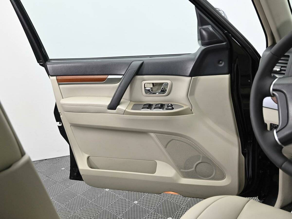 Mitsubishi Pajero, 2008 - 189 000 км. | Фото №7