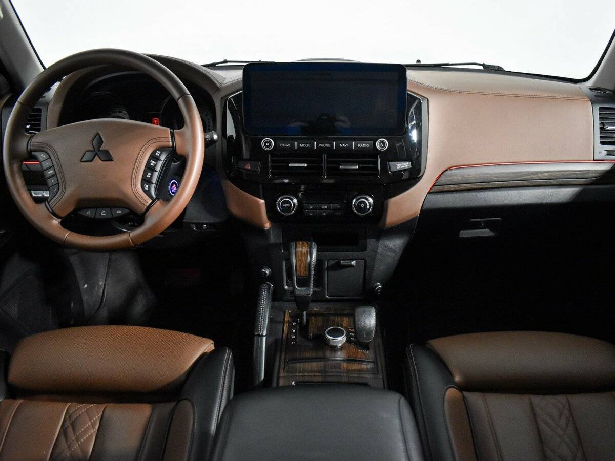 Mitsubishi Pajero, 2022 Фото №14