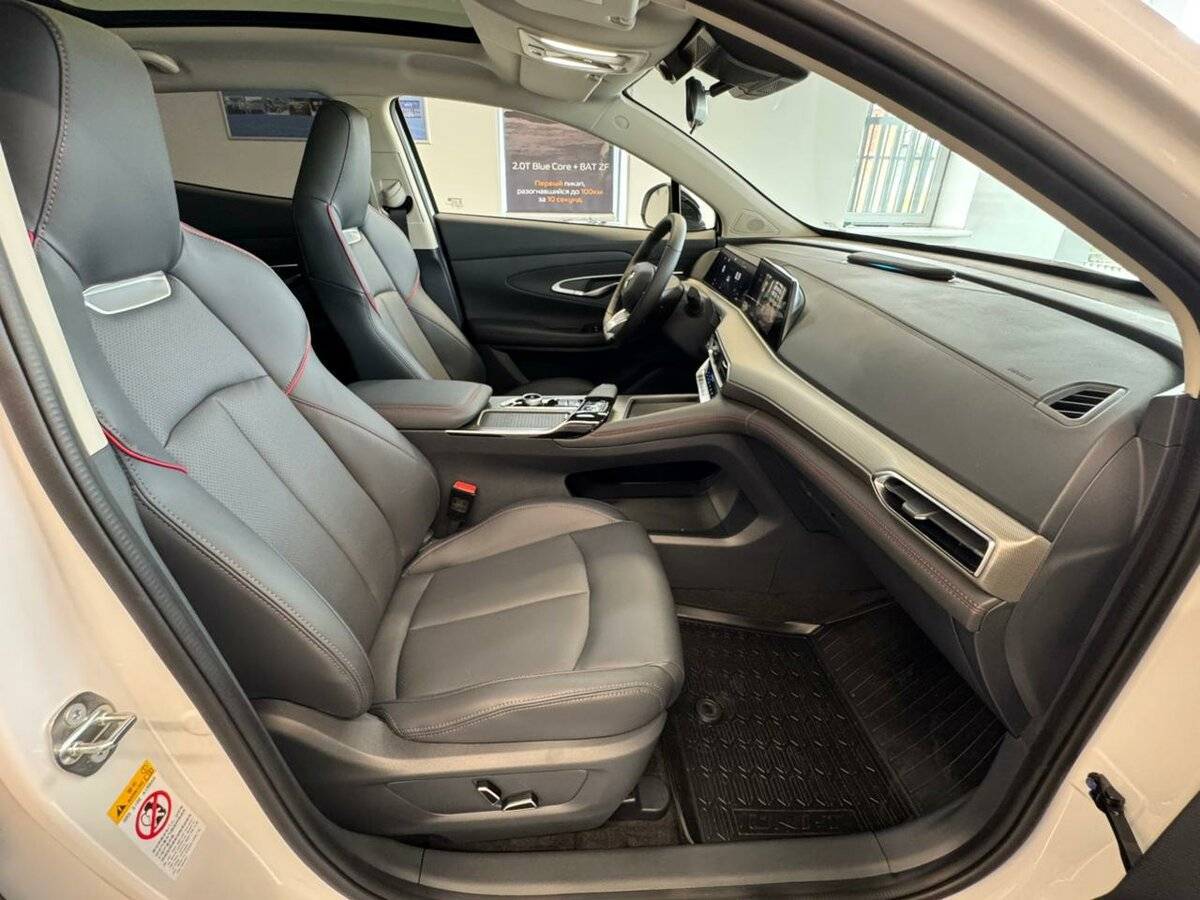 Changan UNI-T, 2024 Фото №13