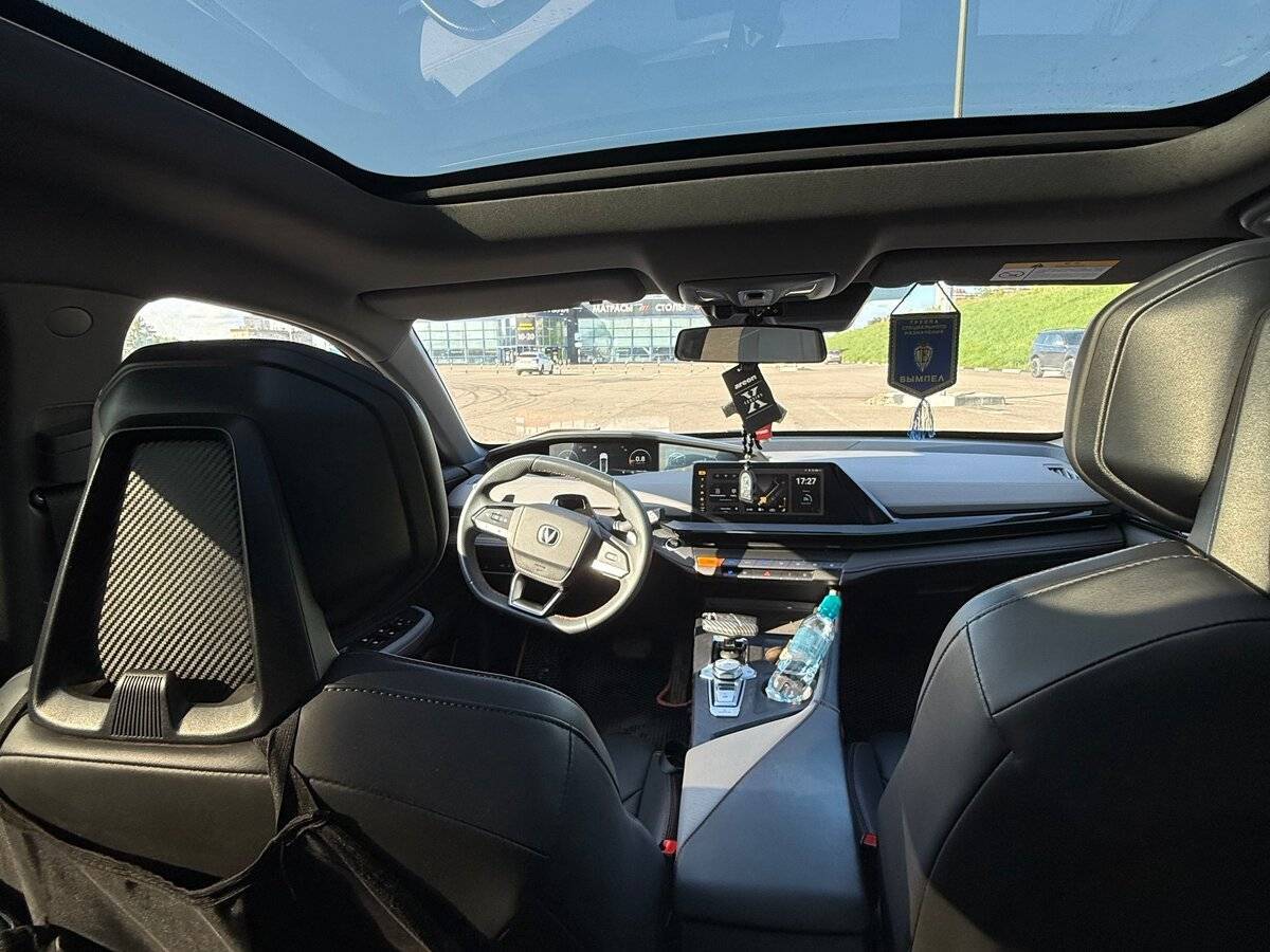 Changan UNI-V, 2023 Фото №19