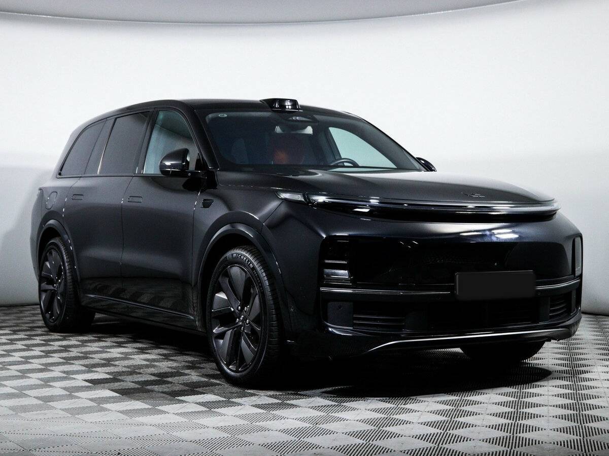 Lixiang L9 44.5 kWh, 2023 - 24 500 км. | Фото №3