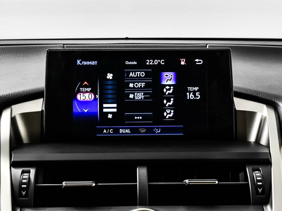 Lexus NX 200t, 2015 Фото №21