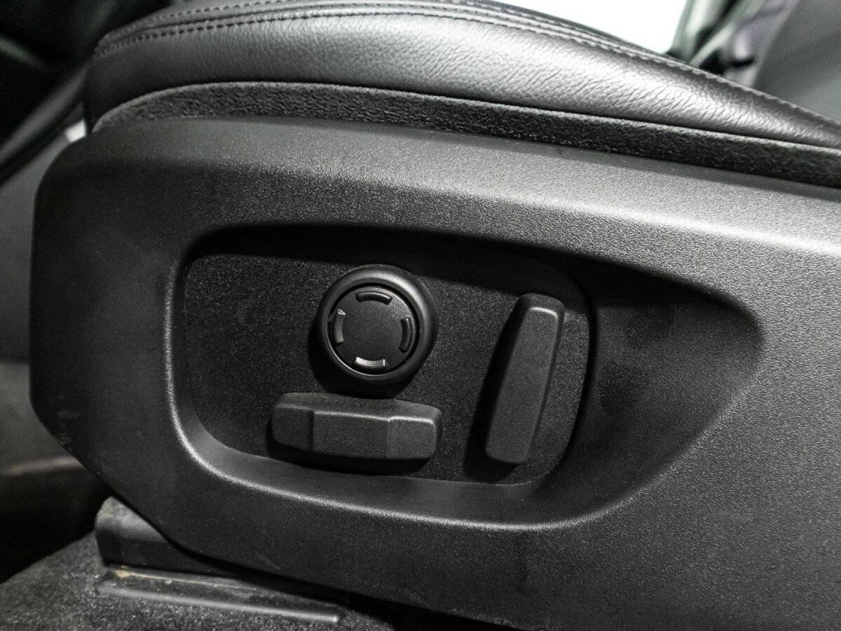 Land Rover Discovery Sport, 2018 Фото №17