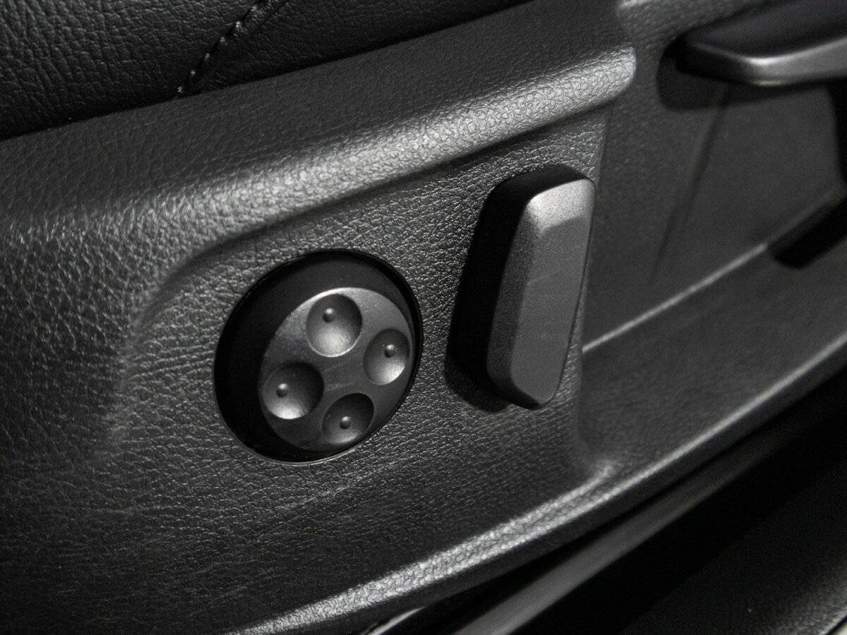 Volkswagen Passat, 2011 Фото №20