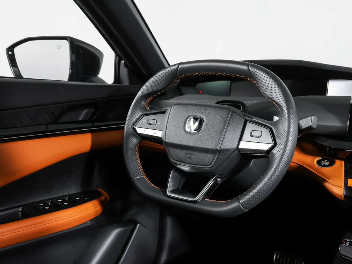 Changan UNI-V I, 2023 Фото №10